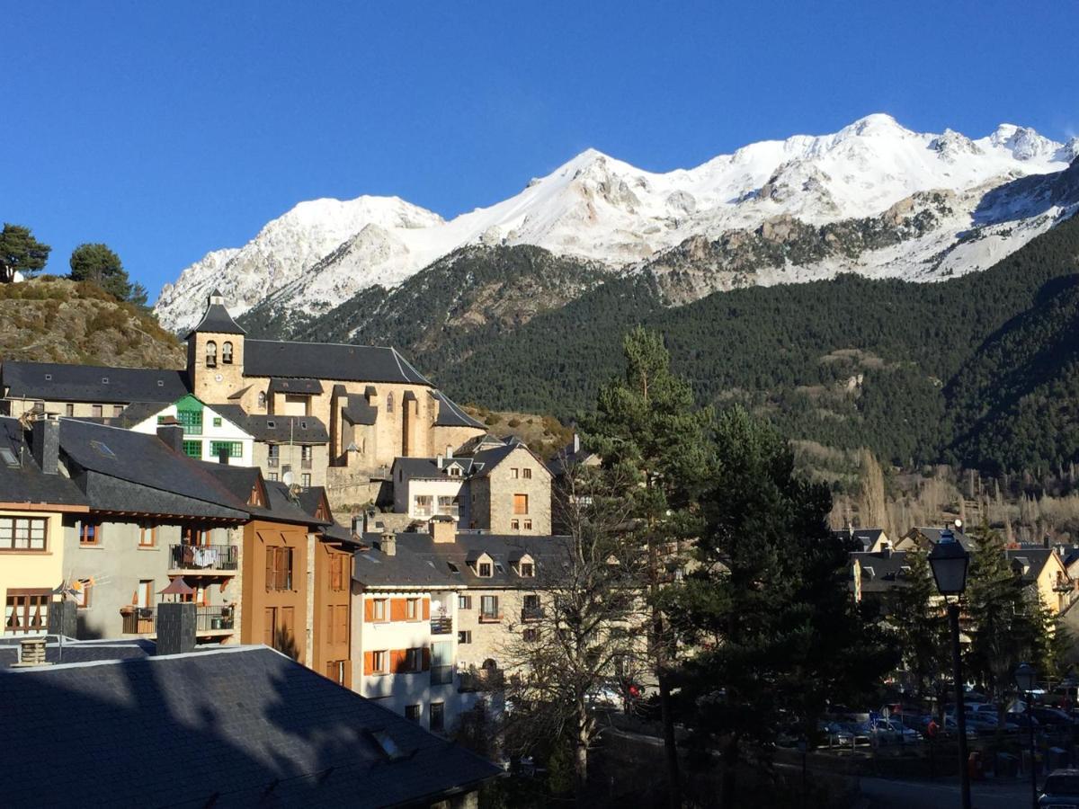 Esplendido Atico En Sallent Con Vistas Sallent de Gállego Exterior foto